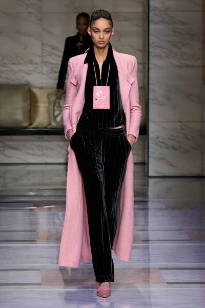 Look 29